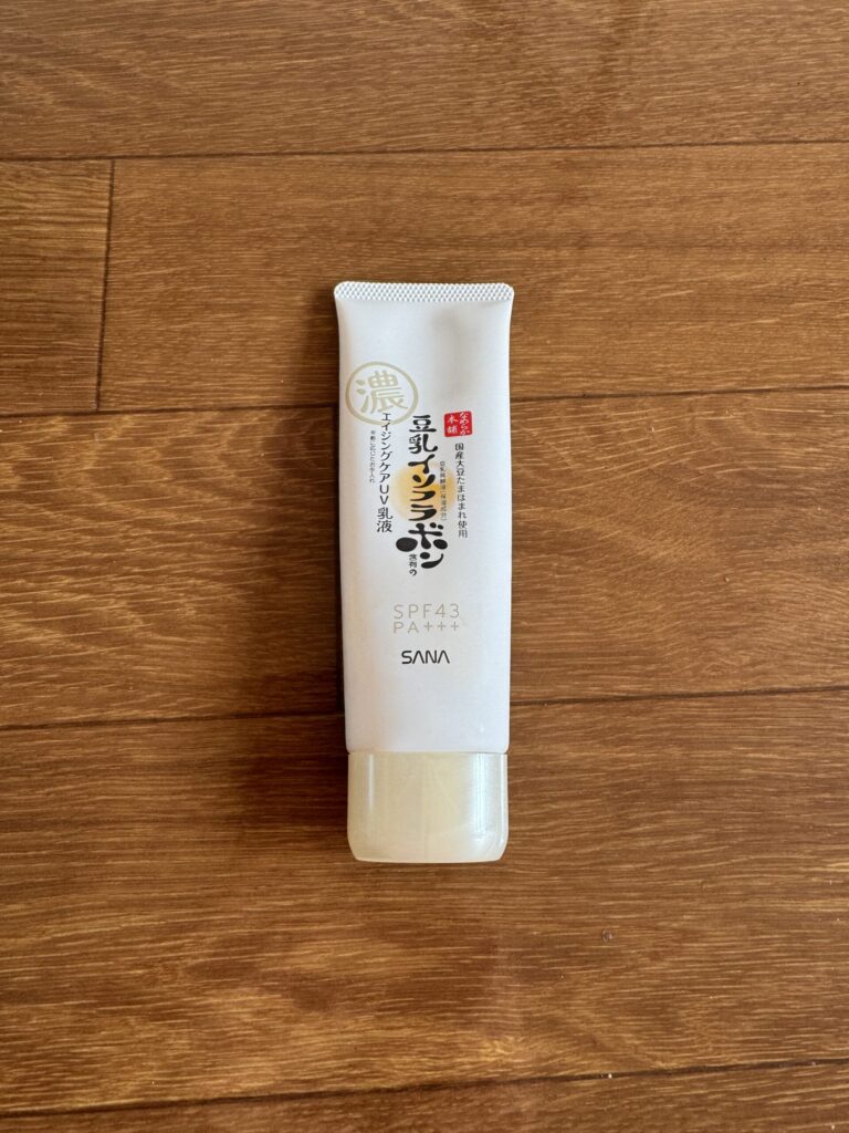なめらか本舗 リンクルUV乳液（SPF43 PA+++）のチューブ